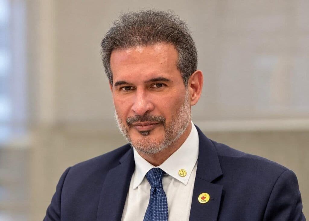 “O cano chega à rua, mas o benefício nem sempre entra em casa”, afirma especialista